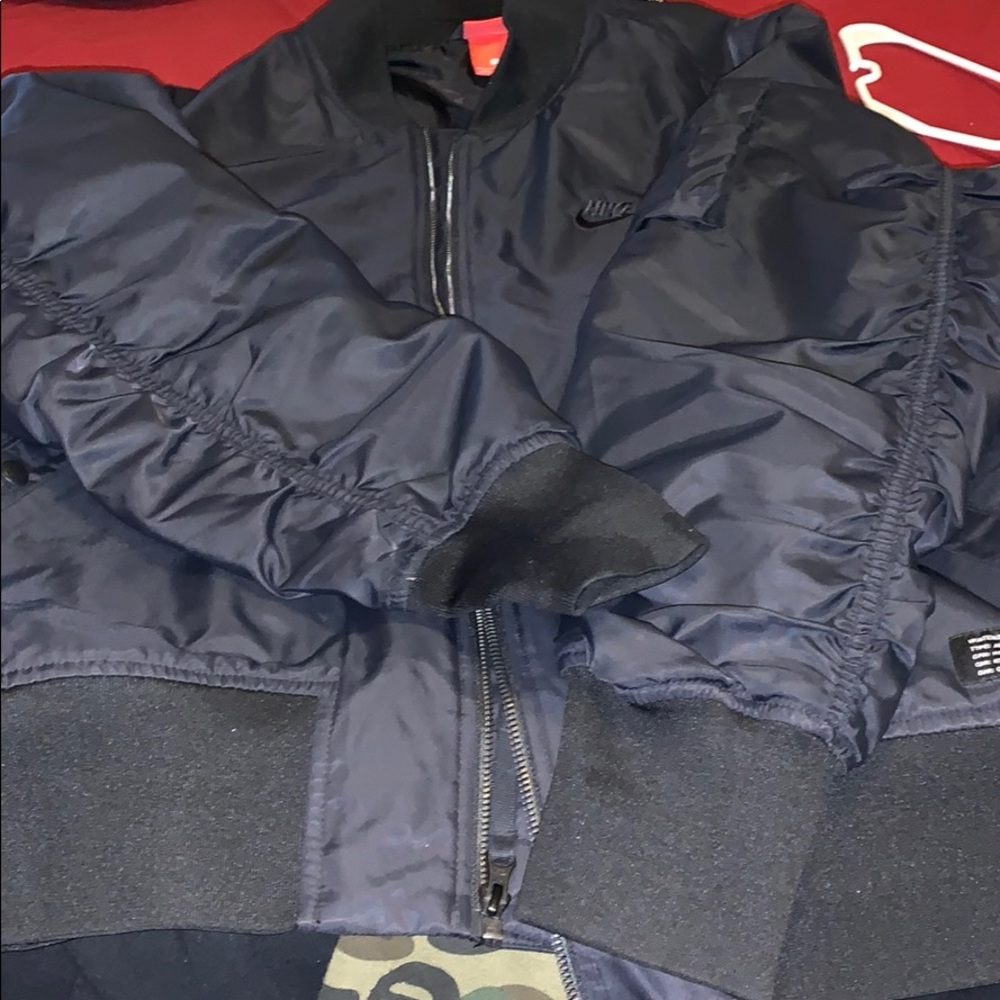 Nike jacket - Picture 4 of 4